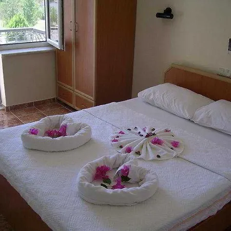 Junior Ozalp Hotel 4*